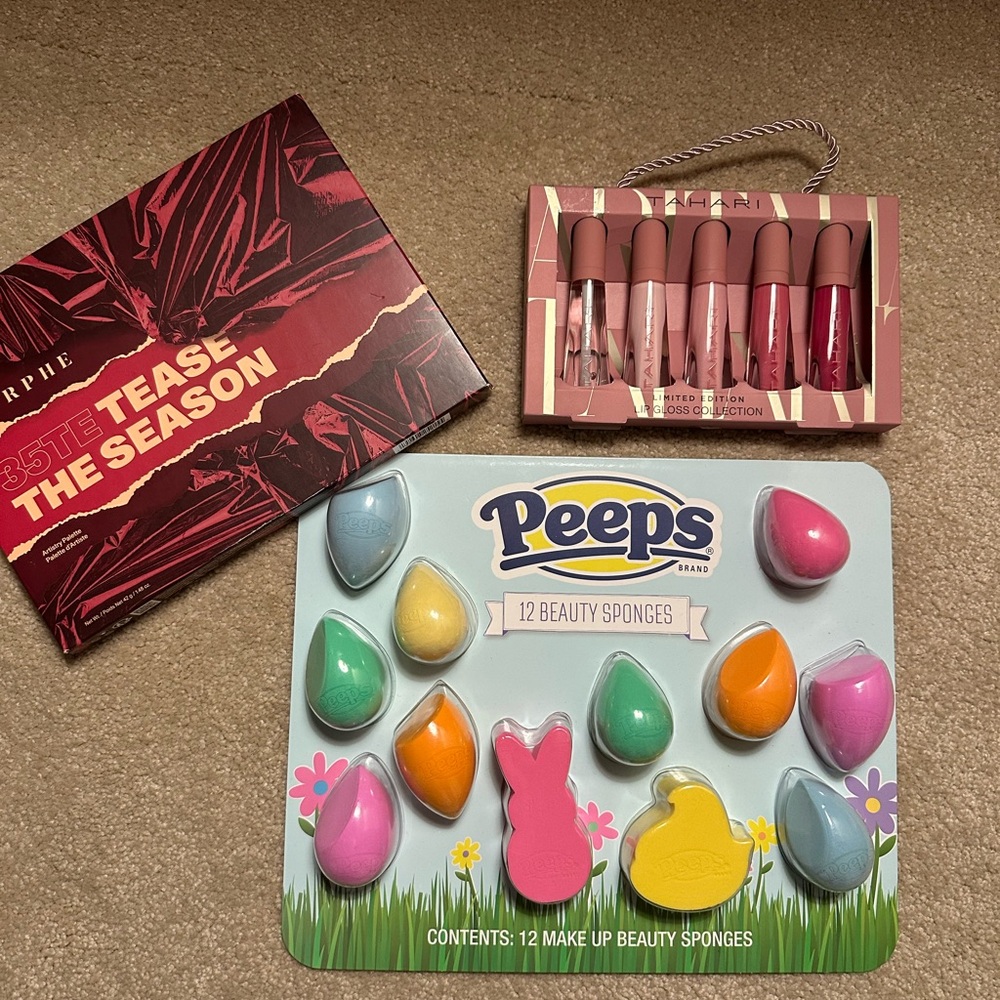 Morphe Tease the Season Eyeshadow Palette with Lip Gloss Set